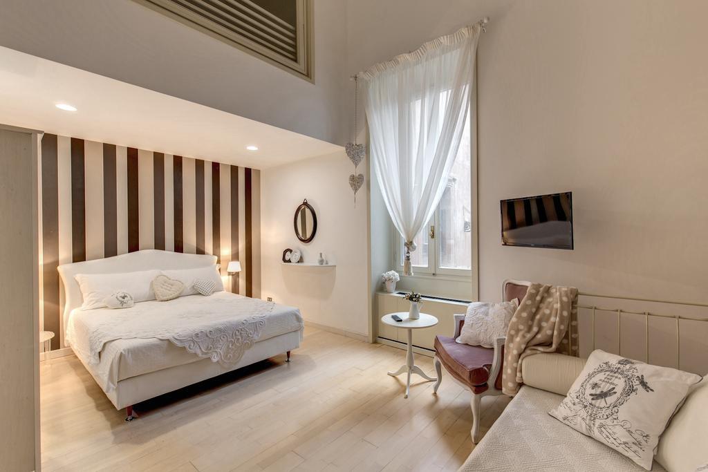 Trevi Miracle Suite Roma Oda fotoğraf